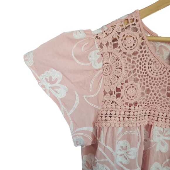 Liv Los Angeles Powder Pink Crochet Lace Embroidered Blouse Sz 1X Boho Flowy - Picture 3 of 15